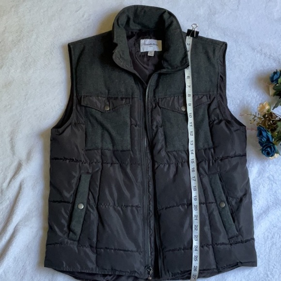 Goodfellow Men’s charcoal Gray full Zipper Insulated Quilted Vest - Picture 1 of 14